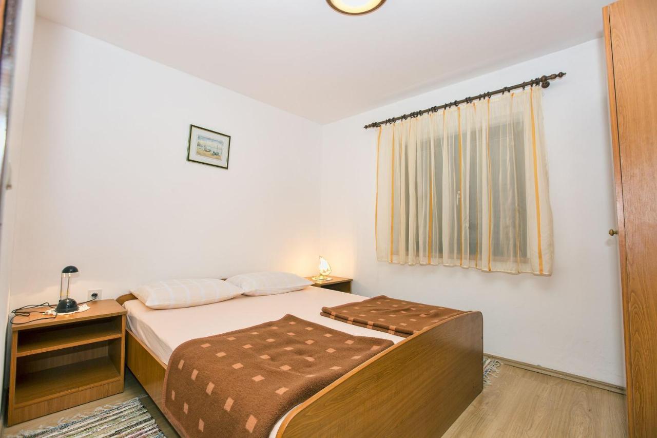 Apartmani Marijana Cesarica Ngoại thất bức ảnh