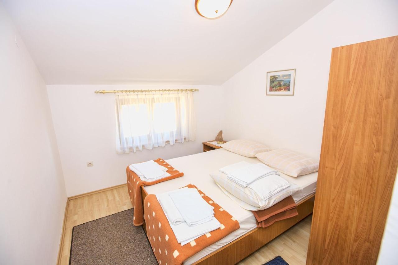 Apartmani Marijana Cesarica Ngoại thất bức ảnh