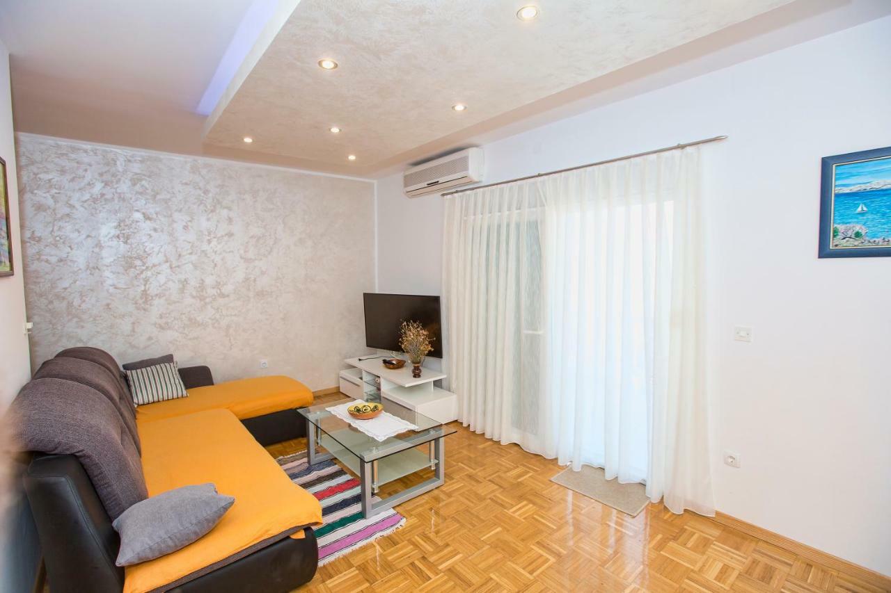 Apartmani Marijana Cesarica Ngoại thất bức ảnh